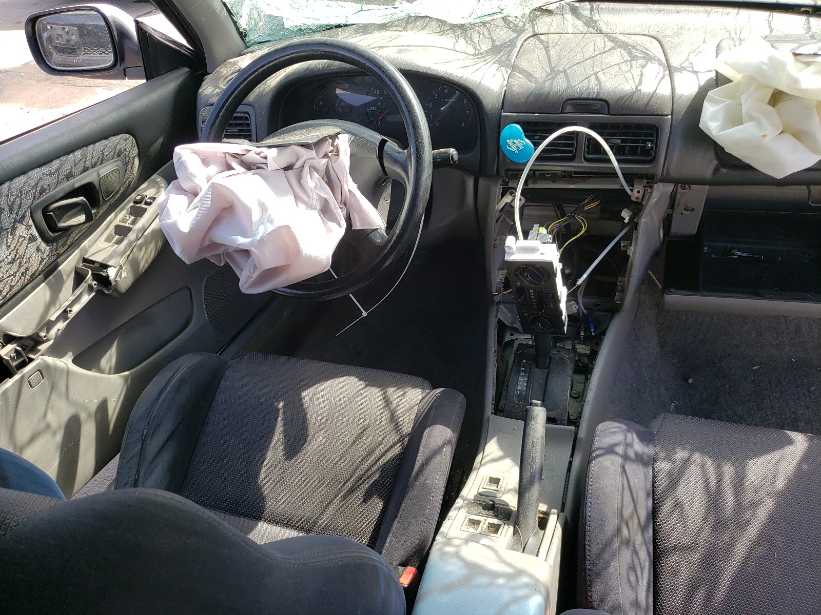 Photo 9 from auction – 1998 SUBARU IMPREZA OU with VIN JF1GF4854WH805584