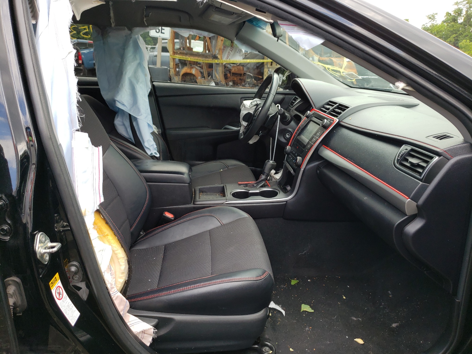 Photo 5 from auction – 2016 TOYOTA CAMRY LE with VIN 4T1BF1FK5GU609217
