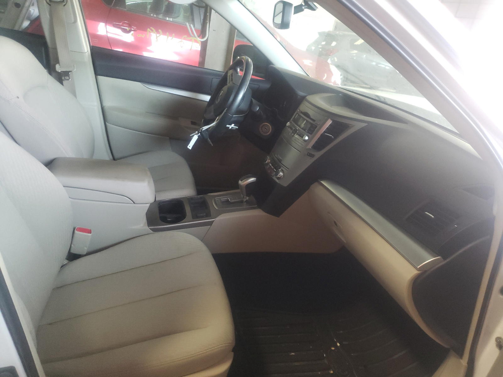 Photo 5 from auction – 2011 SUBARU LEGACY 2.5 with VIN 4S3BMBG67B3230722