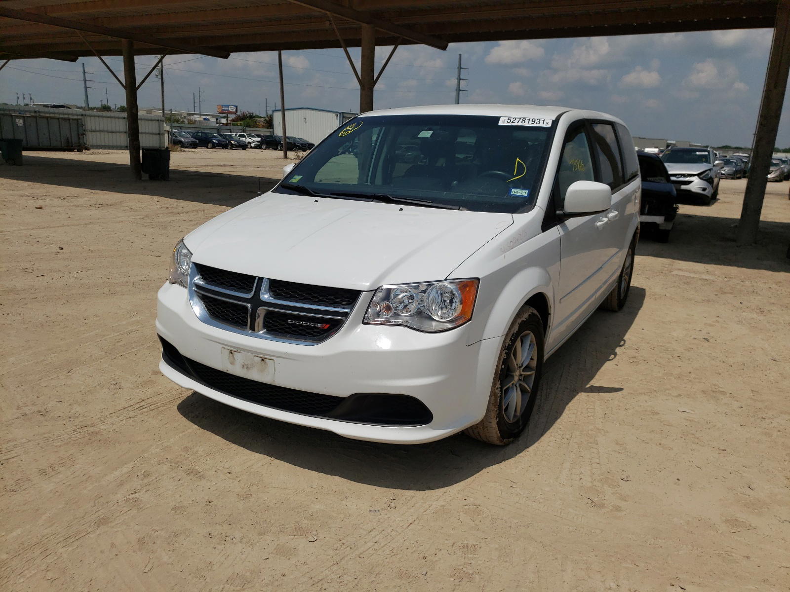 Photo 2 from auction – 2016 DODGE GRAND CARA with VIN 2C4RDGBG4GR102688