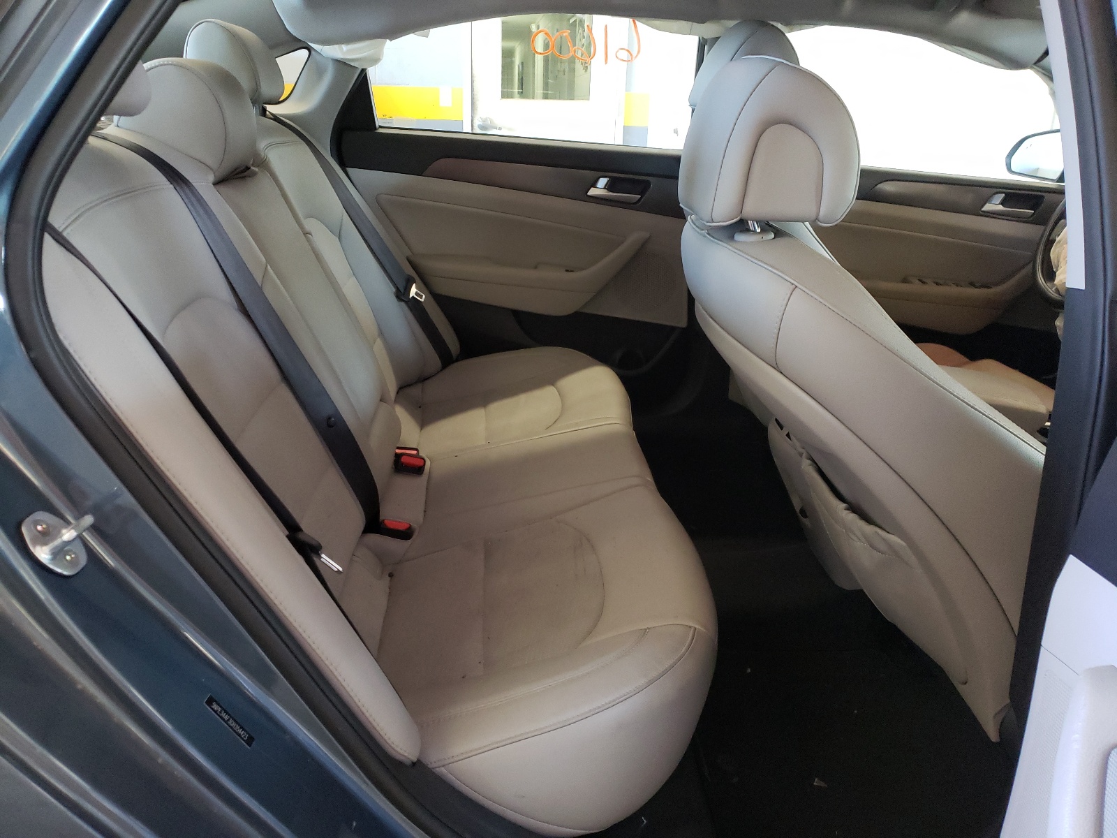 Photo 6 from auction – 2016 HYUNDAI SONATA SPO with VIN 5NPE34AF3GH354423