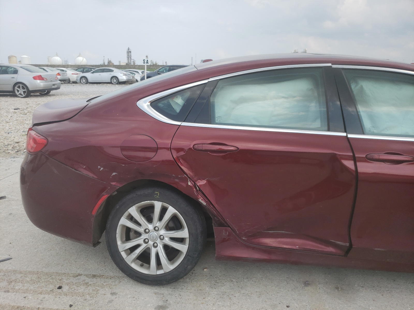 Photo 9 from auction – 2015 CHRYSLER 200 LIMITE with VIN 1C3CCCAB4FN657549