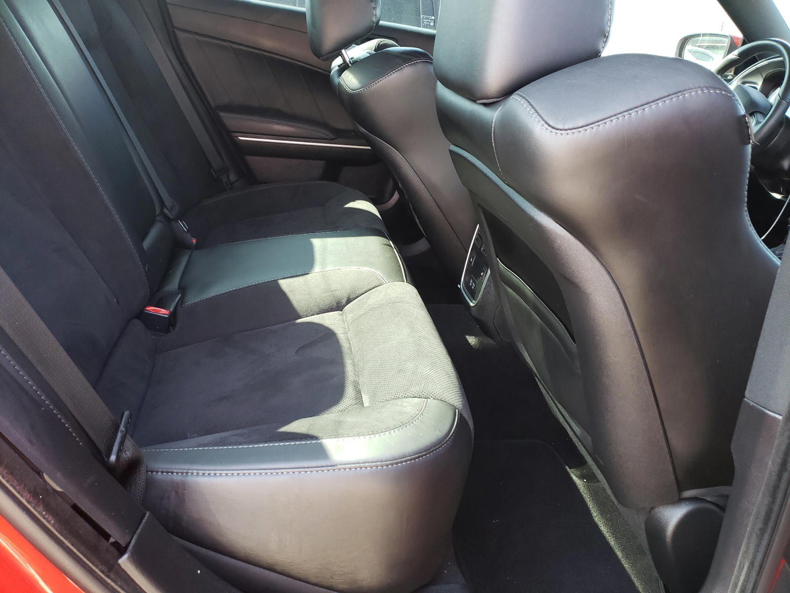 Photo 6 from auction – 2019 DODGE CHARGER SC with VIN 2C3CDXGJ5KH576436
