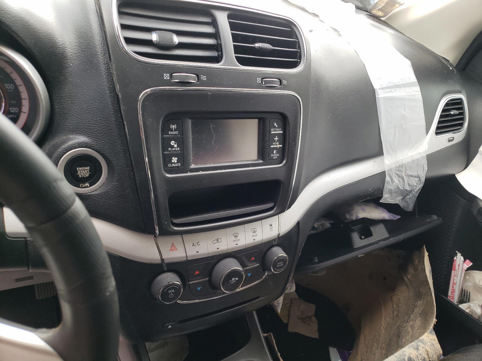 Photo 9 from auction – 2018 DODGE JOURNEY SE with VIN 3C4PDCAB5JT241416