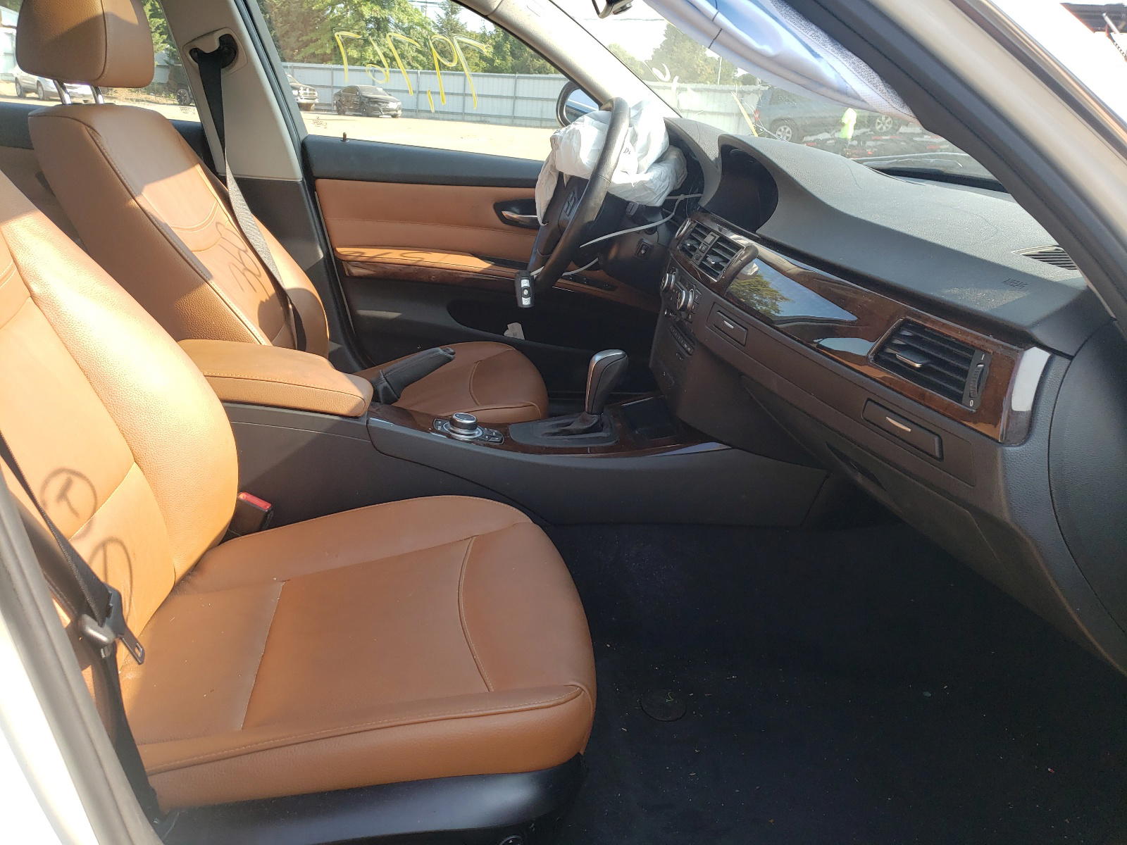 Photo 5 from auction – 2011 BMW 335 XI with VIN WBAPL5G50BNN23509