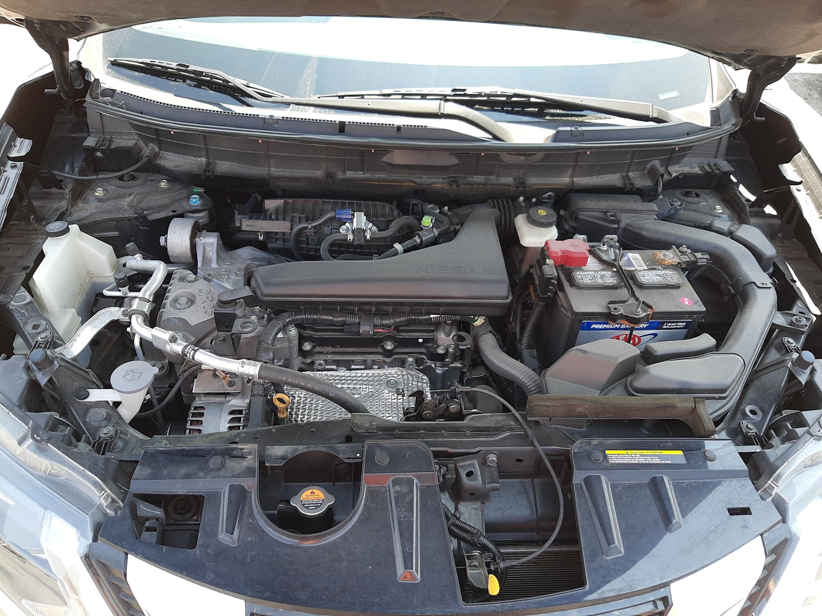 Photo 7 from auction – 2017 NISSAN ROGUE S with VIN 5N1AT2MTXHC829868
