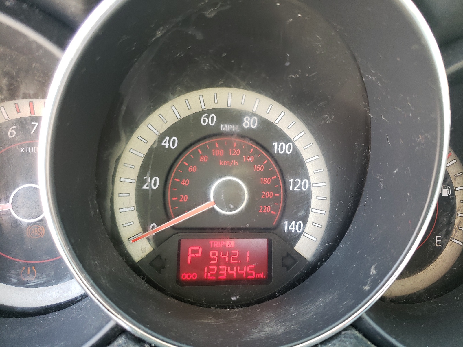 Photo 8 from auction – 2013 KIA FORTE LX with VIN KNAFT4A24D5700991