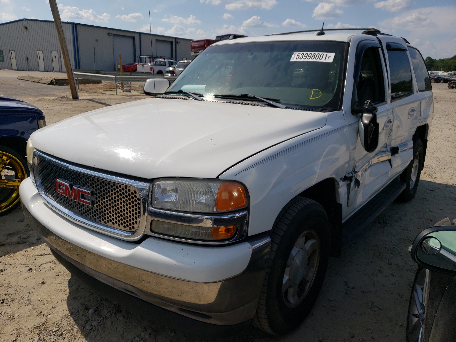 Photo 2 from auction – 2005 GMC YUKON with VIN 1GKEC13T75J200968