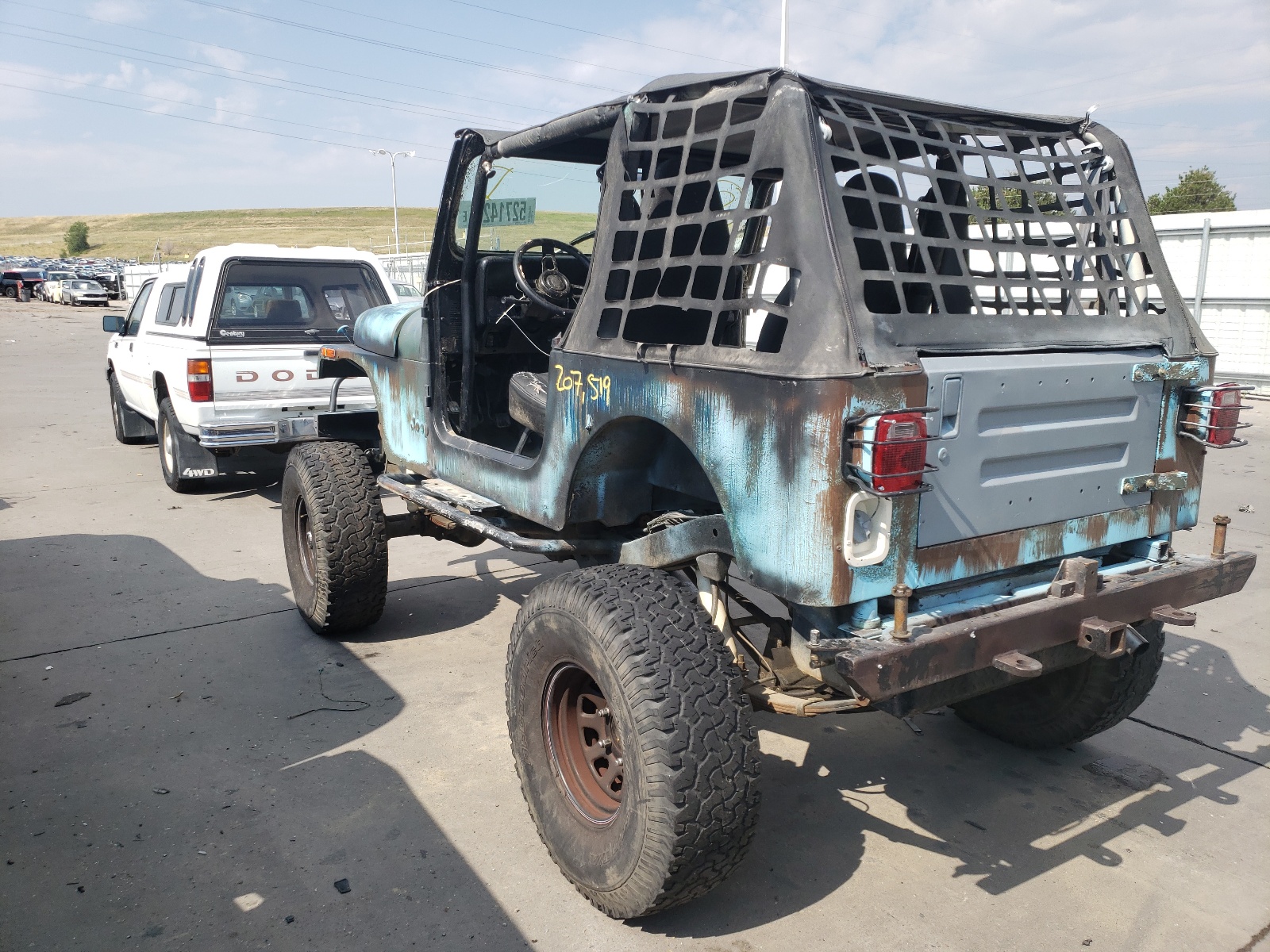 Photo 3 from auction – 1992 JEEP WRANGLER / with VIN 2J4FY29S5NJ562078