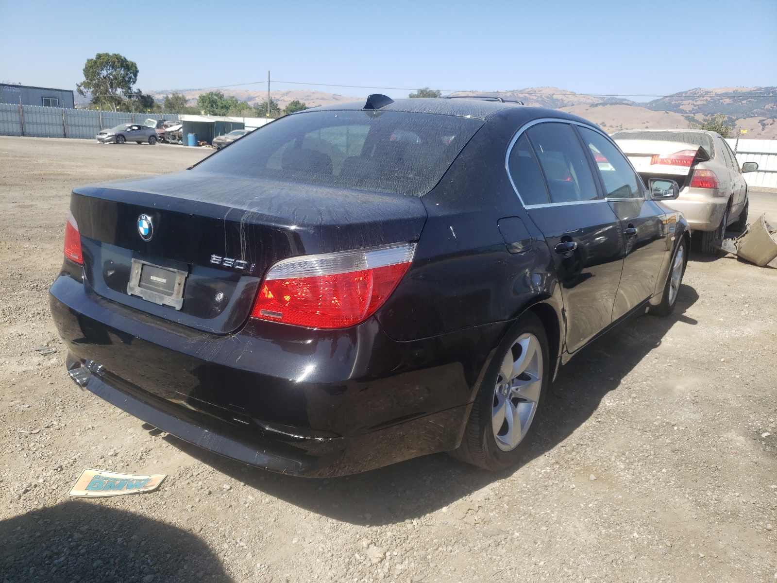 Photo 4 from auction – 2005 BMW 530 I with VIN WBANA73595CR58656