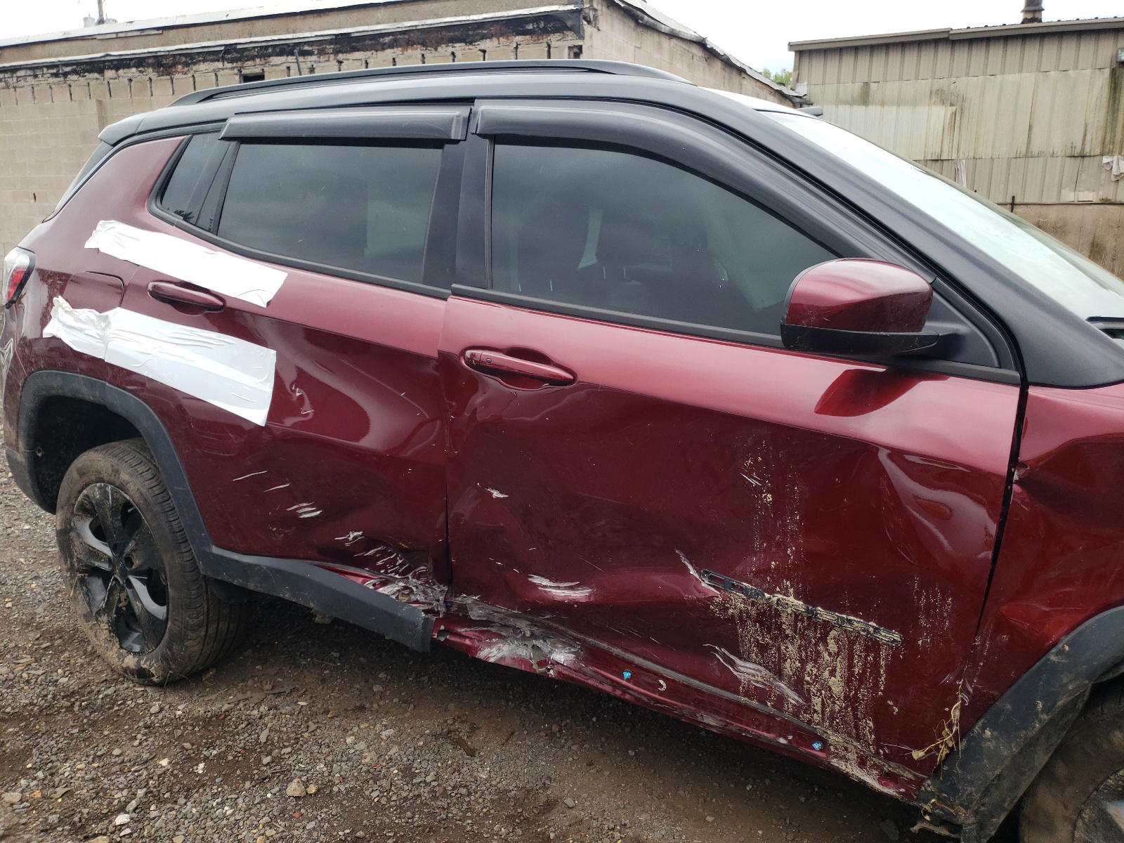 Photo 9 from auction – 2021 JEEP COMPASS LA with VIN 3C4NJDBB4MT519201
