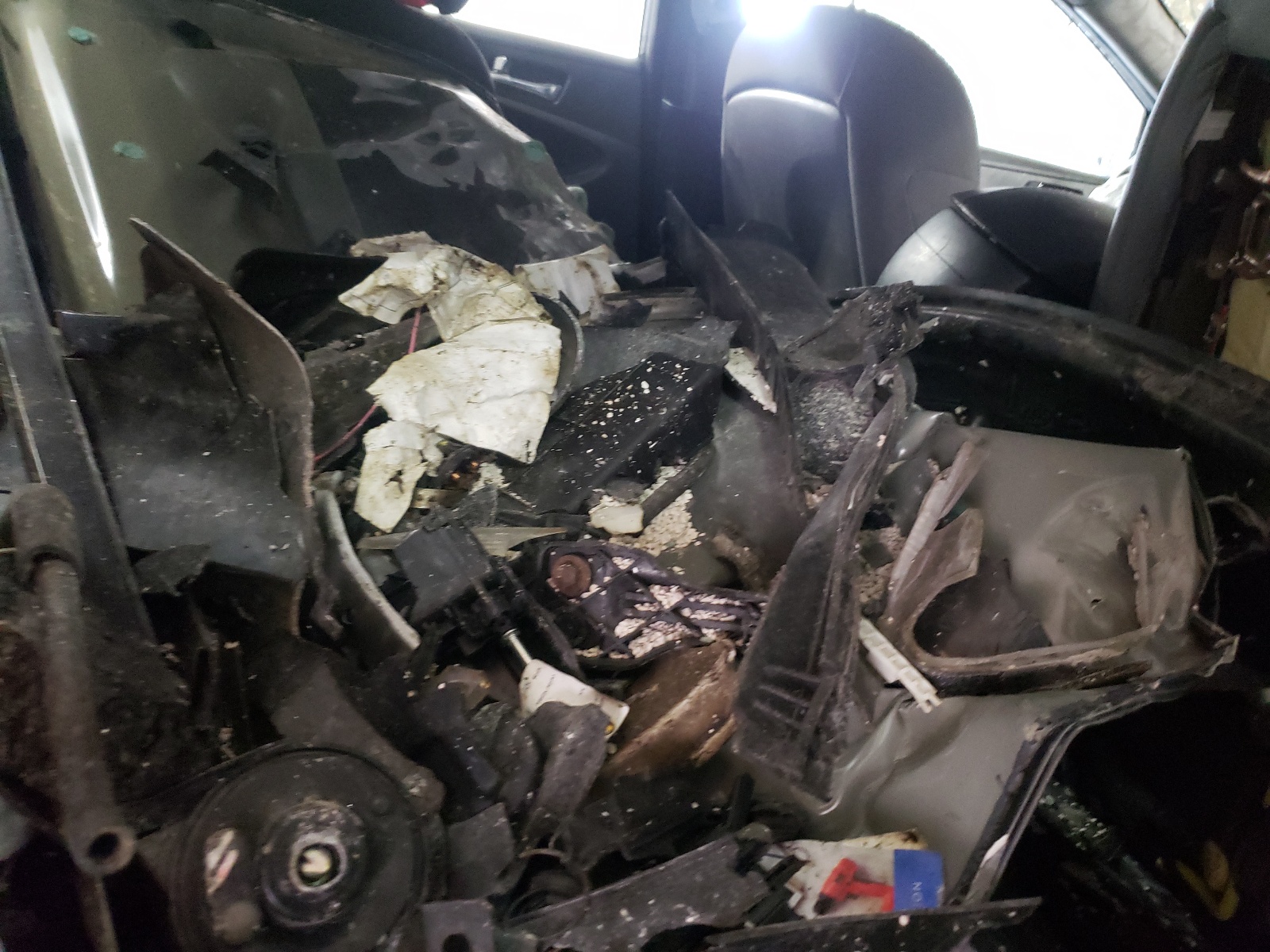 Photo 6 from auction – 2013 HYUNDAI SONATA GLS with VIN 5NPEB4AC6DH644448