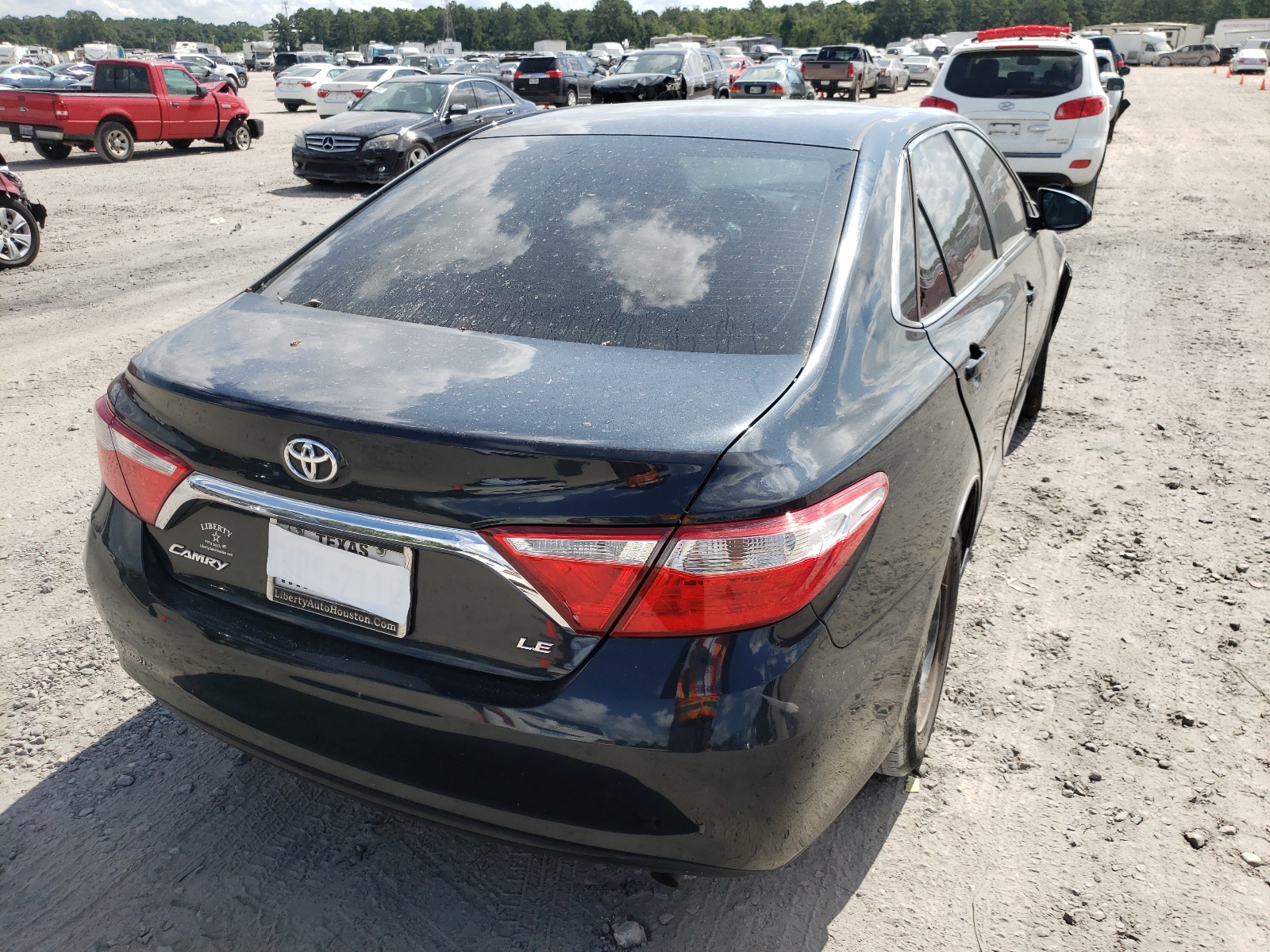 Photo 4 from auction – 2015 TOYOTA CAMRY LE with VIN 4T4BF1FK6FR475726