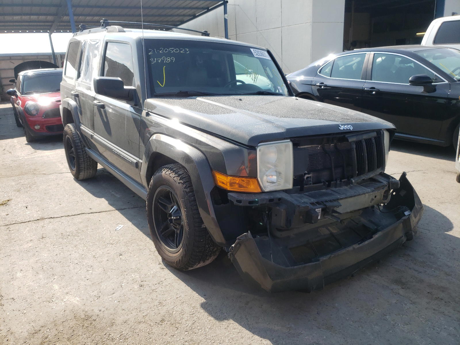 JEEP COMMANDER 2006 with VIN 1J8HG48N26C363485 - Photo from auction