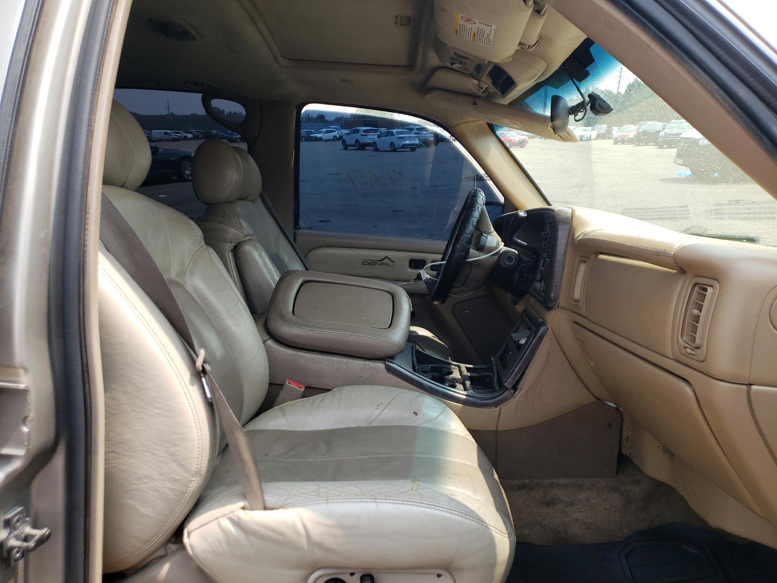 Photo 5 from auction – 2002 GMC DENALI with VIN 1GKEK63U12J108873