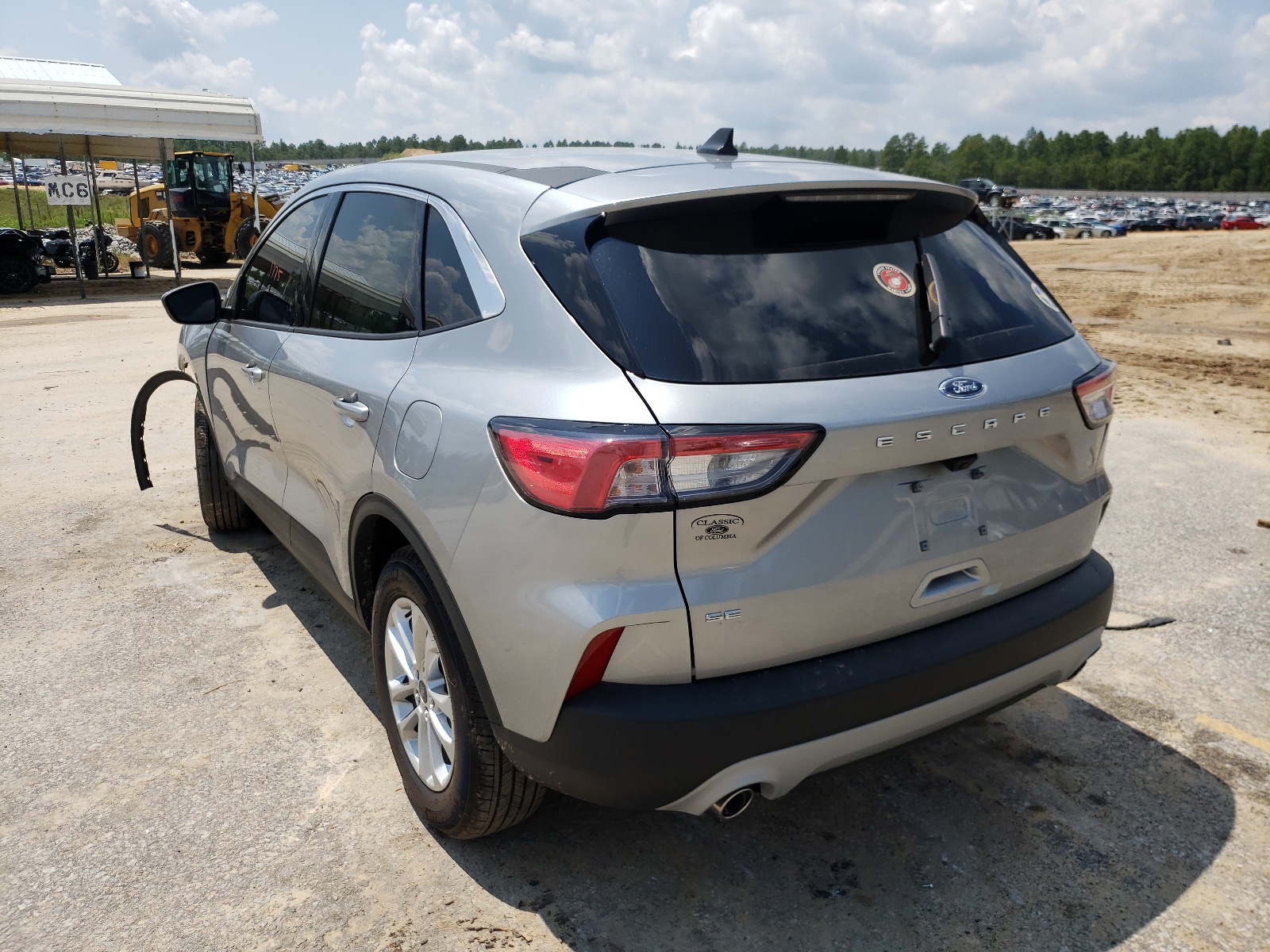 Photo 3 from auction – 2021 FORD ESCAPE SE with VIN 1FMCU0G60MUA05320