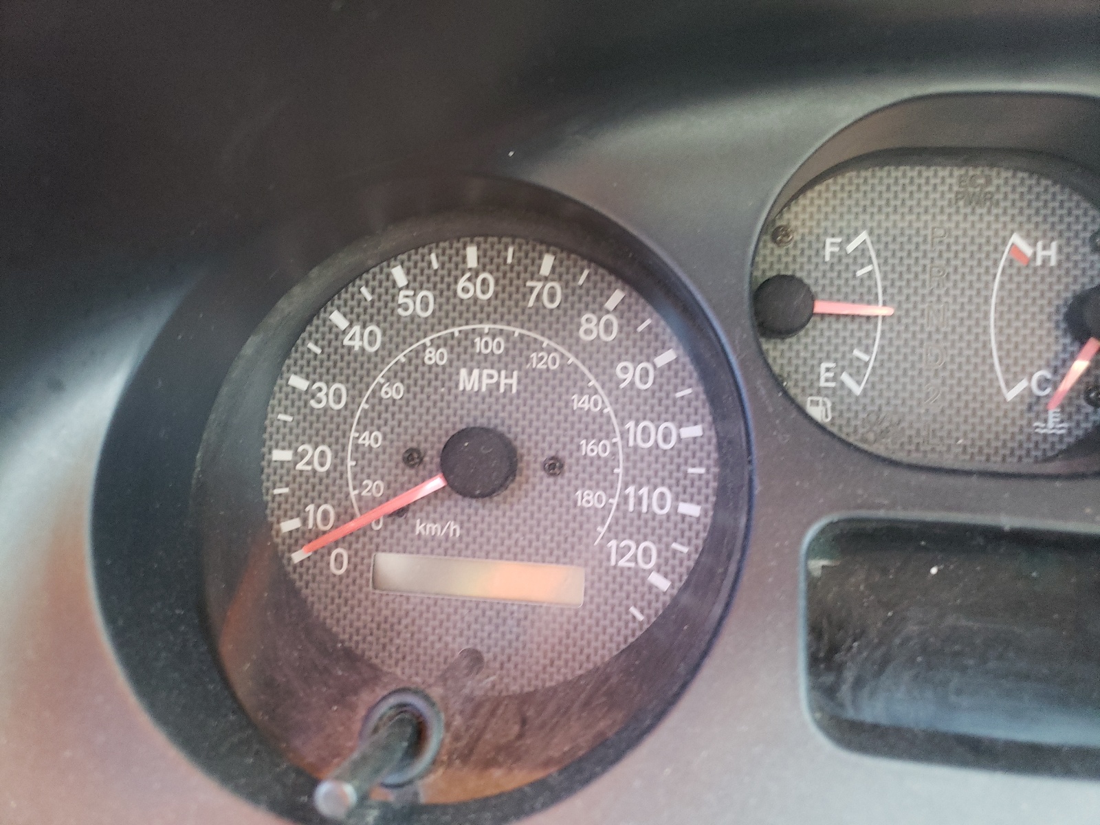 Zdjęcie 8 z aukcji – 2000 TOYOTA RAV4 z VIN JT3GP10V1Y0045167