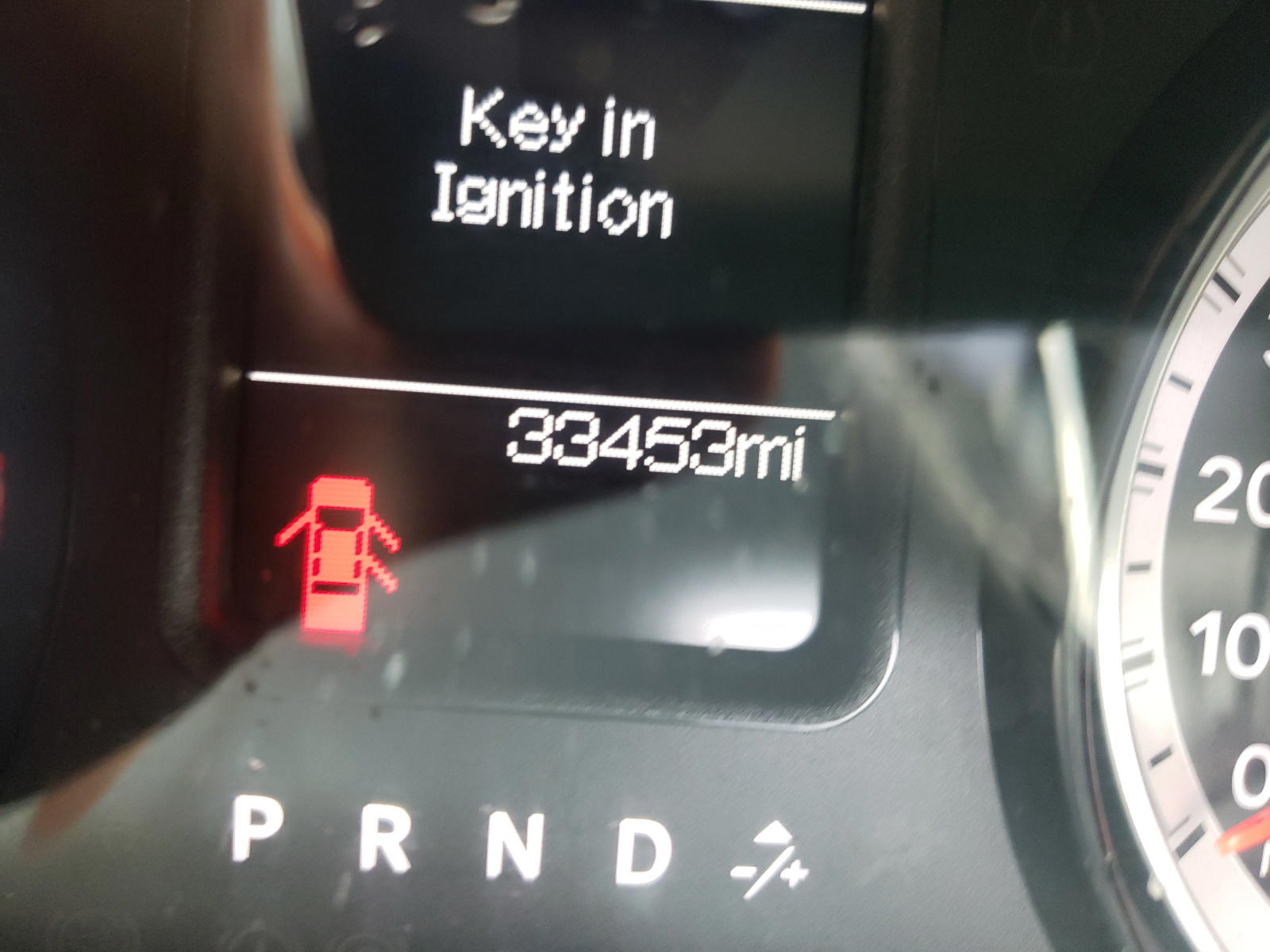 Photo 8 from auction – 2016 RAM 1500 ST with VIN 3C6RR6KT0GG363709
