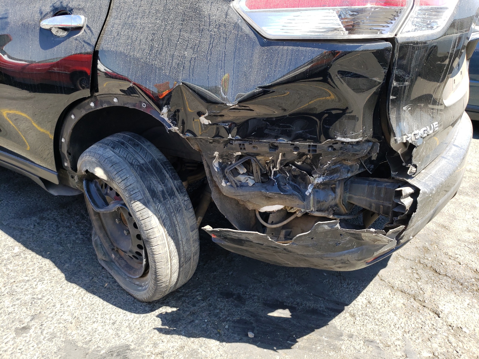Photo 9 from auction – 2015 NISSAN ROGUE S with VIN 5N1AT2ML5FC882765