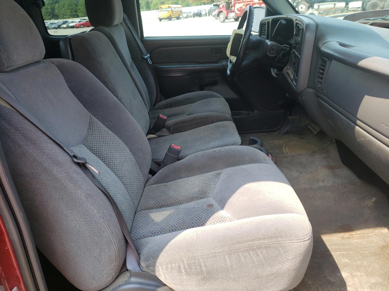 Photo 5 from auction – 2006 CHEVROLET SILVERADO with VIN 2GCEC19T661111228