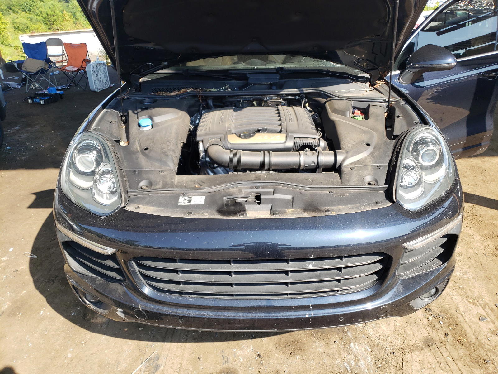 Photo 7 from auction – 2016 PORSCHE CAYENNE with VIN WP1AA2A27GKA10986