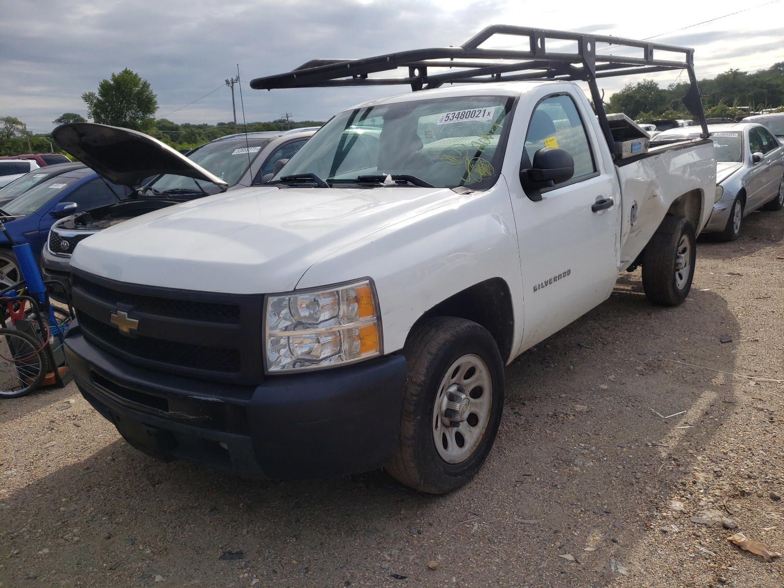 Photo 2 from auction – 2010 CHEVROLET SILVERADO with VIN 1GCPCPEX1AZ244287