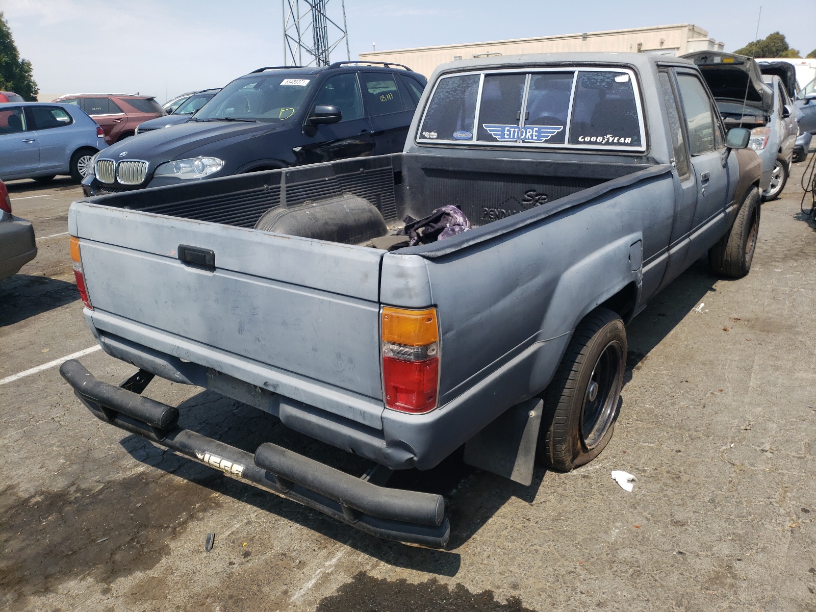 Photo 4 from auction – 1984 TOYOTA PICKUP XTR with VIN JT4RN56S4E0047957