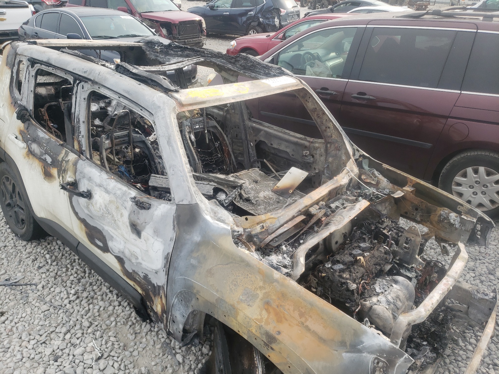 Photo 9 from auction – 2018 JEEP RENEGADE T with VIN ZACCJBCBXJPH06262