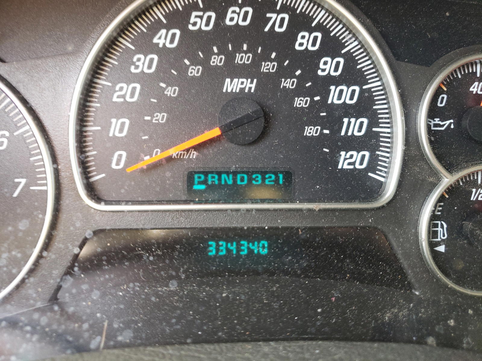 Photo 8 from auction – 2003 GMC ENVOY with VIN 1GKDS13S732133303