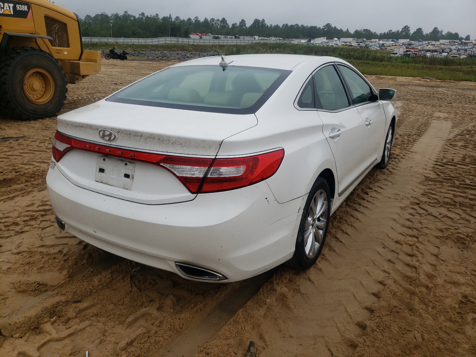 Photo 4 from auction – 2013 HYUNDAI AZERA with VIN KMHFG4JG5DA252590