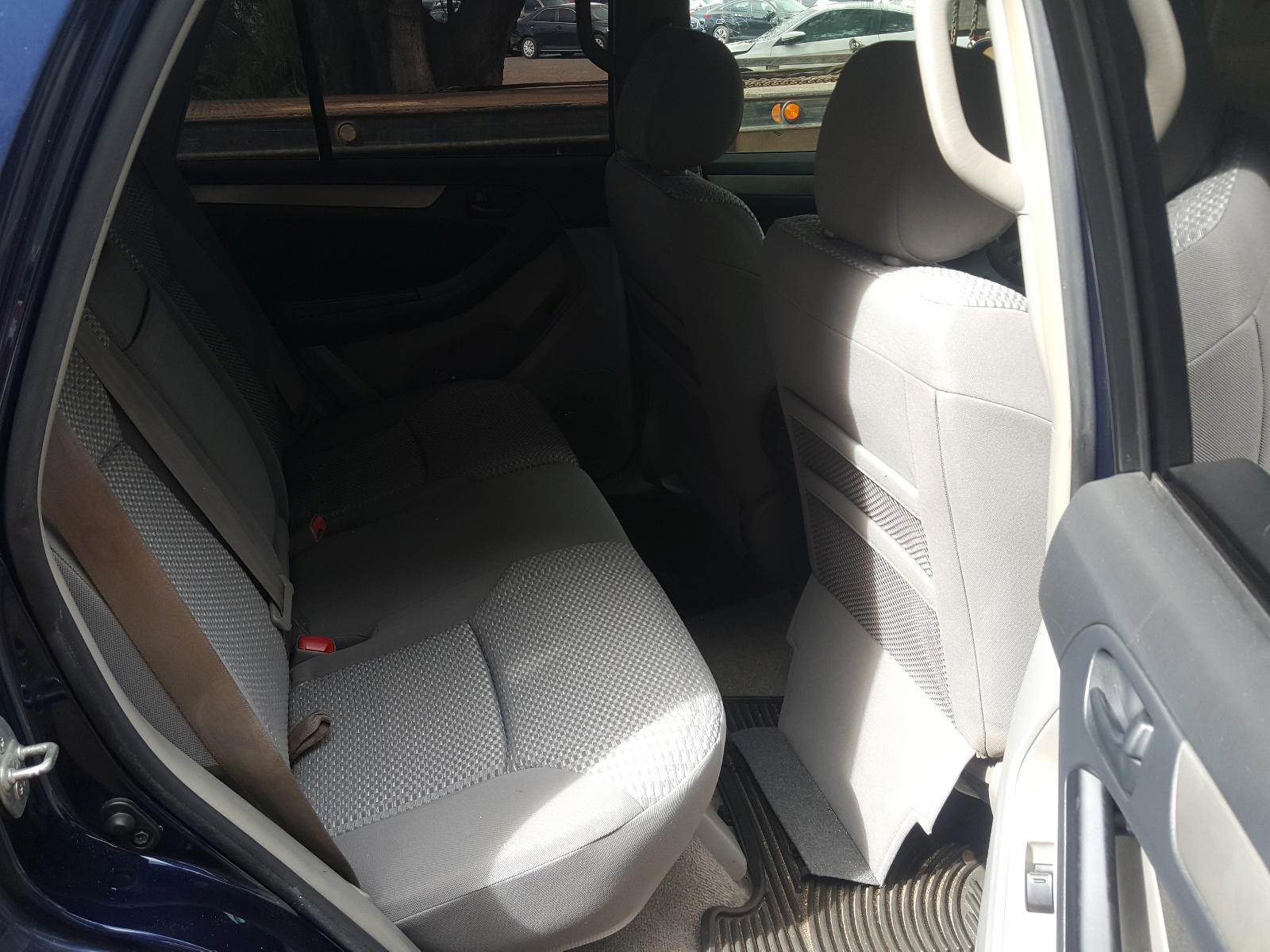 Photo 6 from auction – 2007 TOYOTA 4RUNNER SR with VIN JTEZU14R678083323