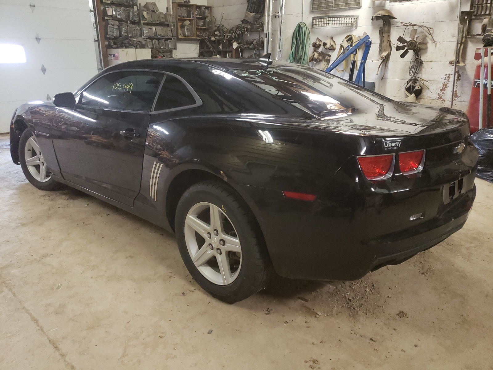 Photo 3 from auction – 2010 CHEVROLET CAMARO LT with VIN 2G1FB1EV0A9191143