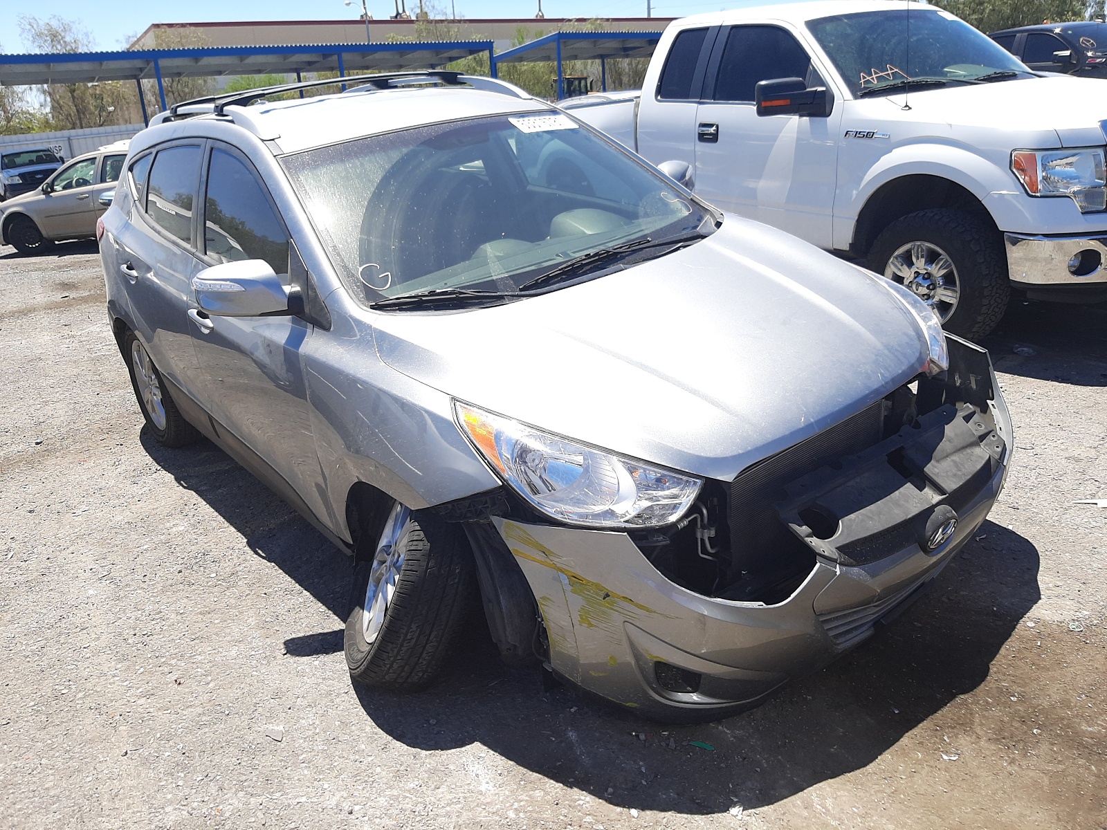 HYUNDAI TUCSON GLS 2012 with VIN KM8JU3AC3CU357443 - Photo from auction