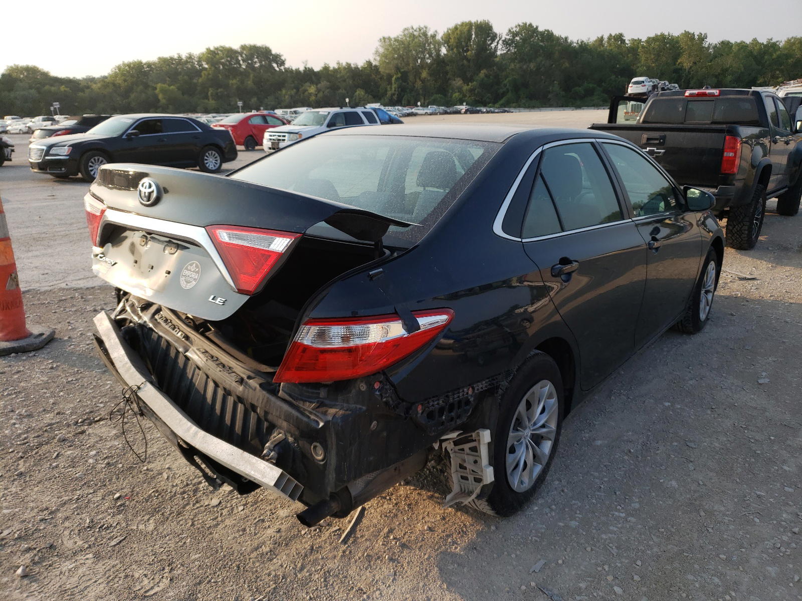 Photo 4 from auction – 2016 TOYOTA CAMRY LE with VIN 4T1BF1FK6GU124231