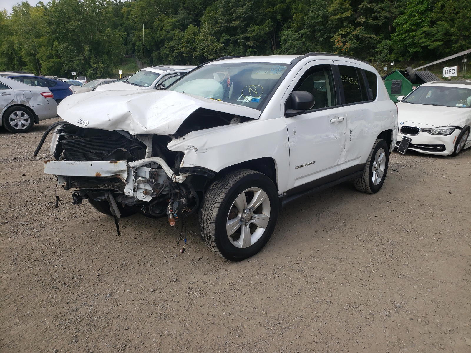 Photo 2 from auction – 2013 JEEP COMPASS LA with VIN 1C4NJDEB8DD253442
