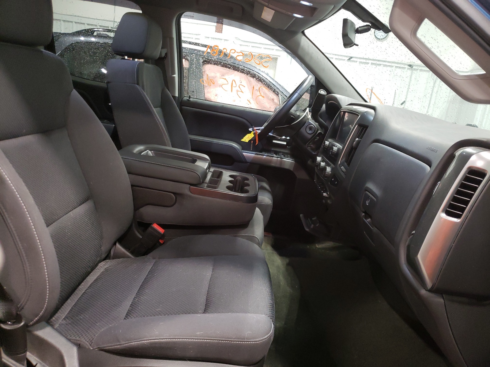 Photo 5 from auction – 2018 CHEVROLET SILVERADO with VIN 1GCVKRECXJZ114480