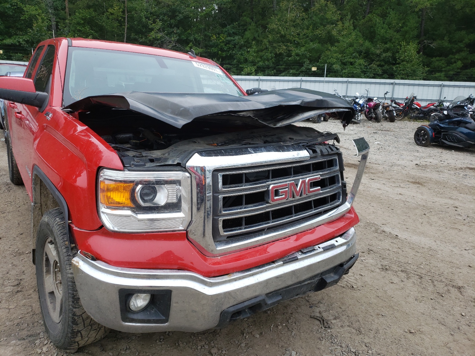 Photo 9 from auction – 2014 GMC SIERRA K15 with VIN 1GTV2UEH1EZ311929