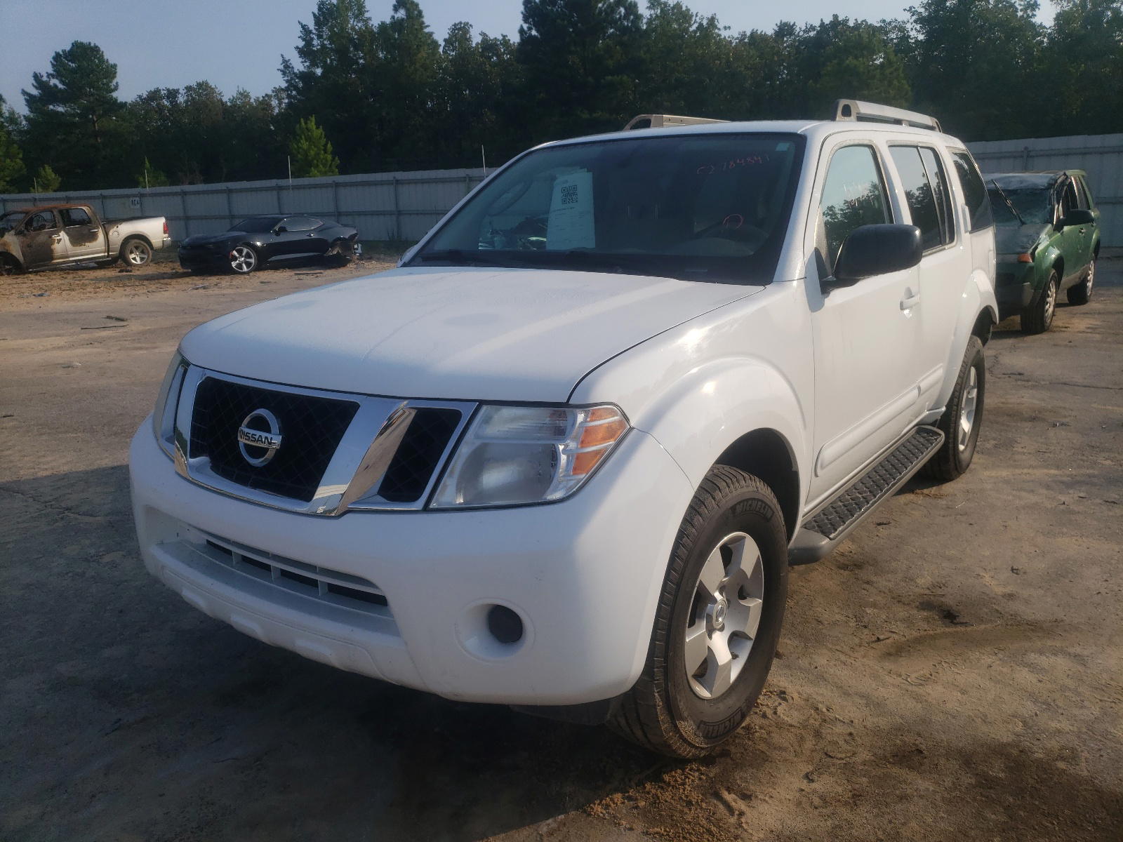 Photo 2 from auction – 2011 NISSAN PATHFINDER with VIN 5N1AR1NB6BC612646