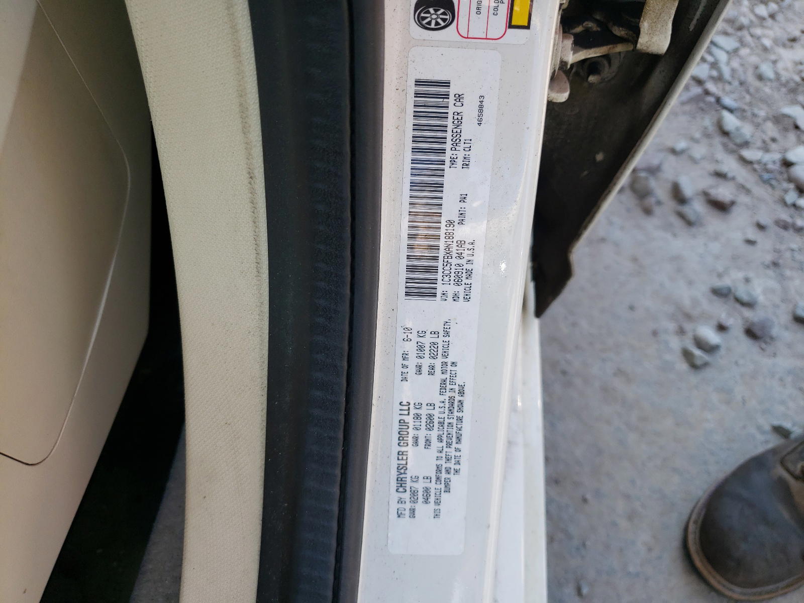 Photo 10 from auction – 2010 CHRYSLER SEBRING LI with VIN 1C3CC5FBXAN188190