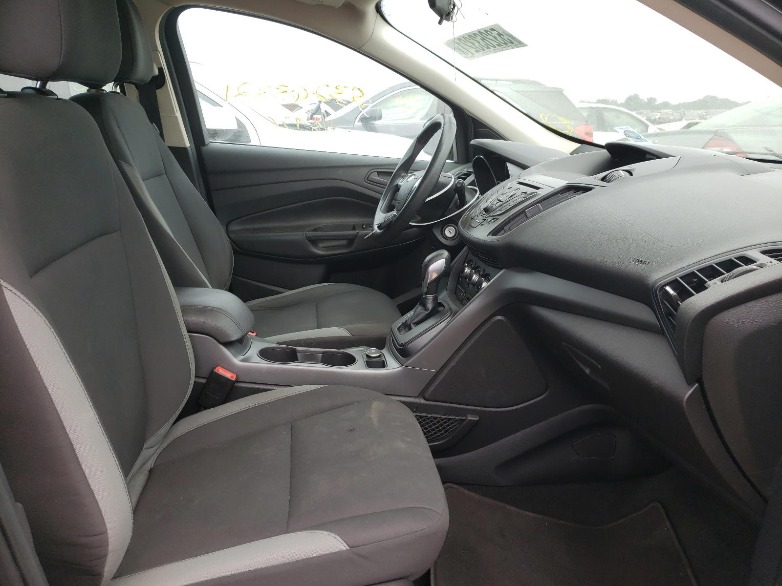 Photo 5 from auction – 2016 FORD ESCAPE S with VIN 1FMCU0F75GUC74816