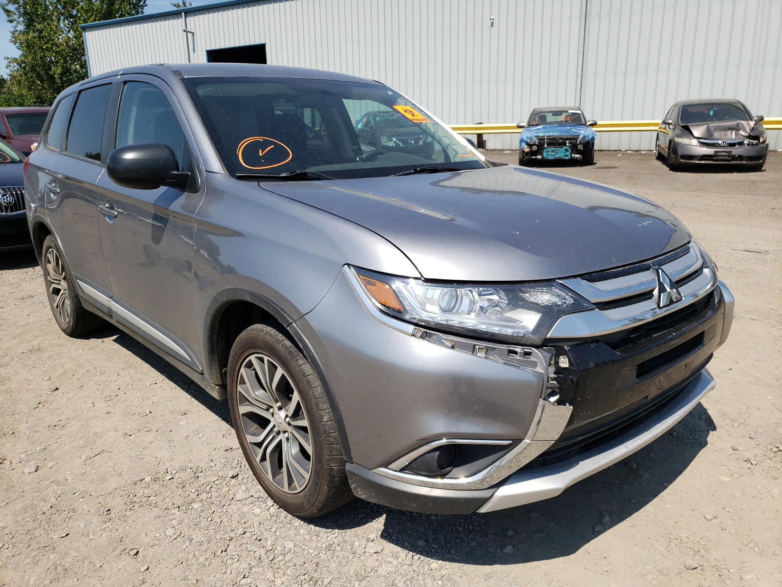 MITSUBISHI OUTLANDER 2018 with VIN JA4AD2A38JZ054568 - Photo from auction