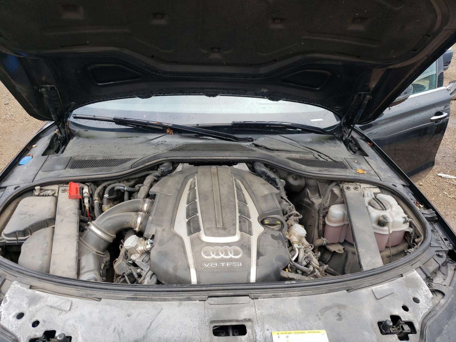 Photo 7 from auction – 2015 AUDI A8 QUATTRO with VIN WAUJ2AFD8FN026997