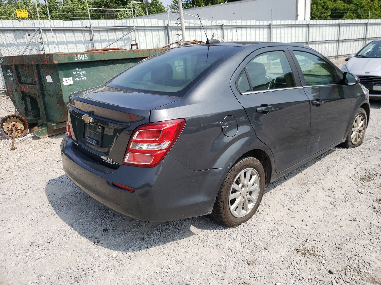 صورة رقم 4 من المزاد - 2017 CHEVROLET SONIC LT مع VIN 1G1JD5SH2H4137589