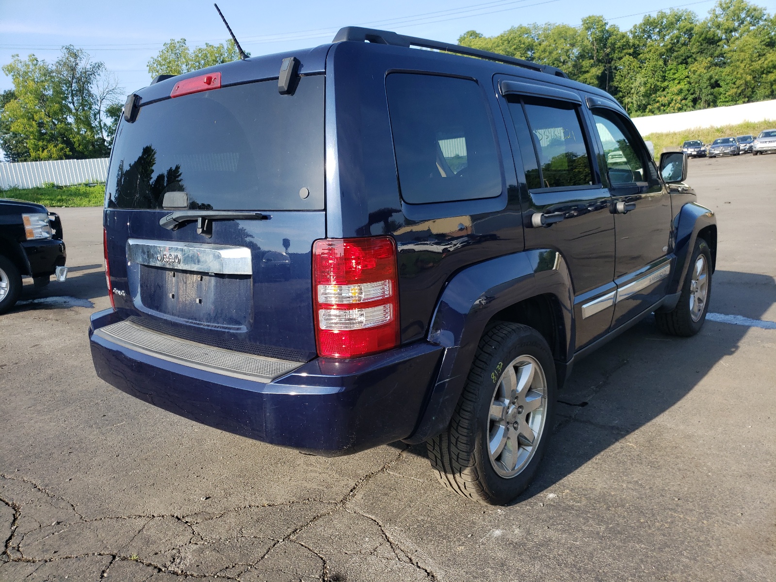 Photo 4 from auction – 2012 JEEP LIBERTY SP with VIN 1C4PJMAK4CW211948