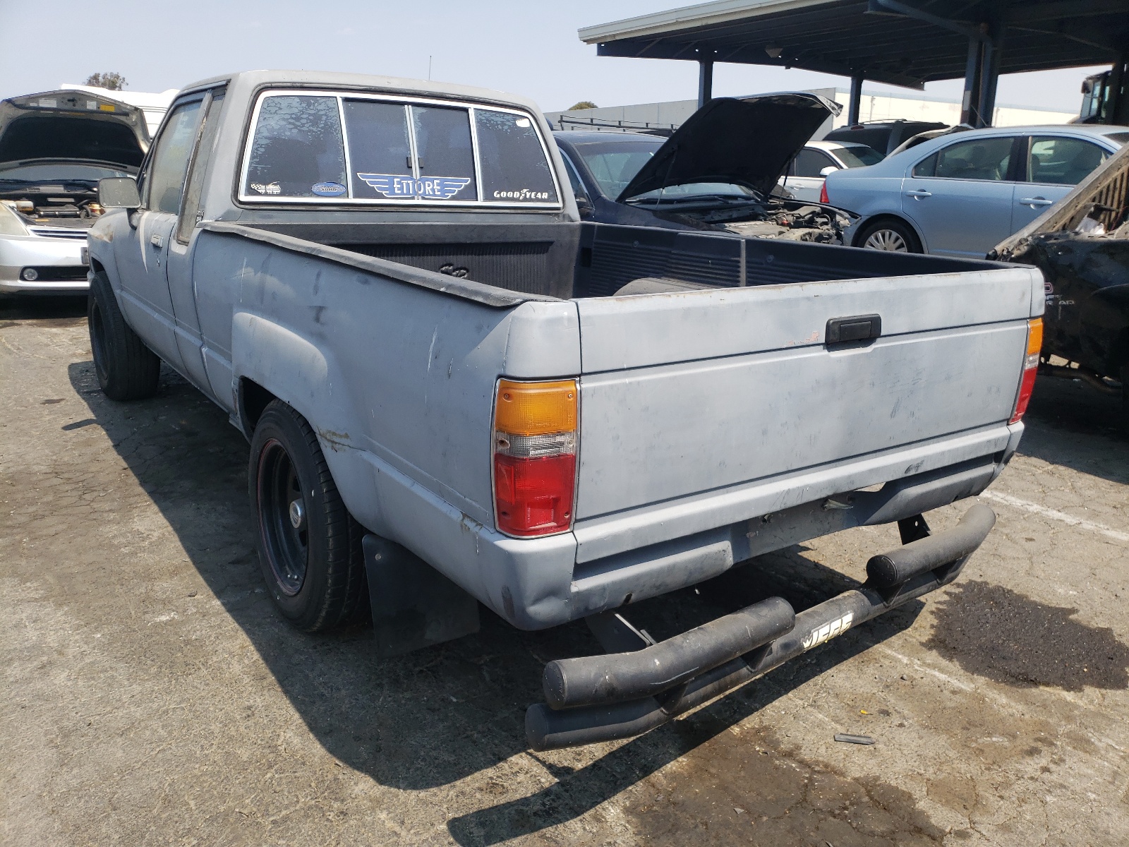 Photo 3 from auction – 1984 TOYOTA PICKUP XTR with VIN JT4RN56S4E0047957
