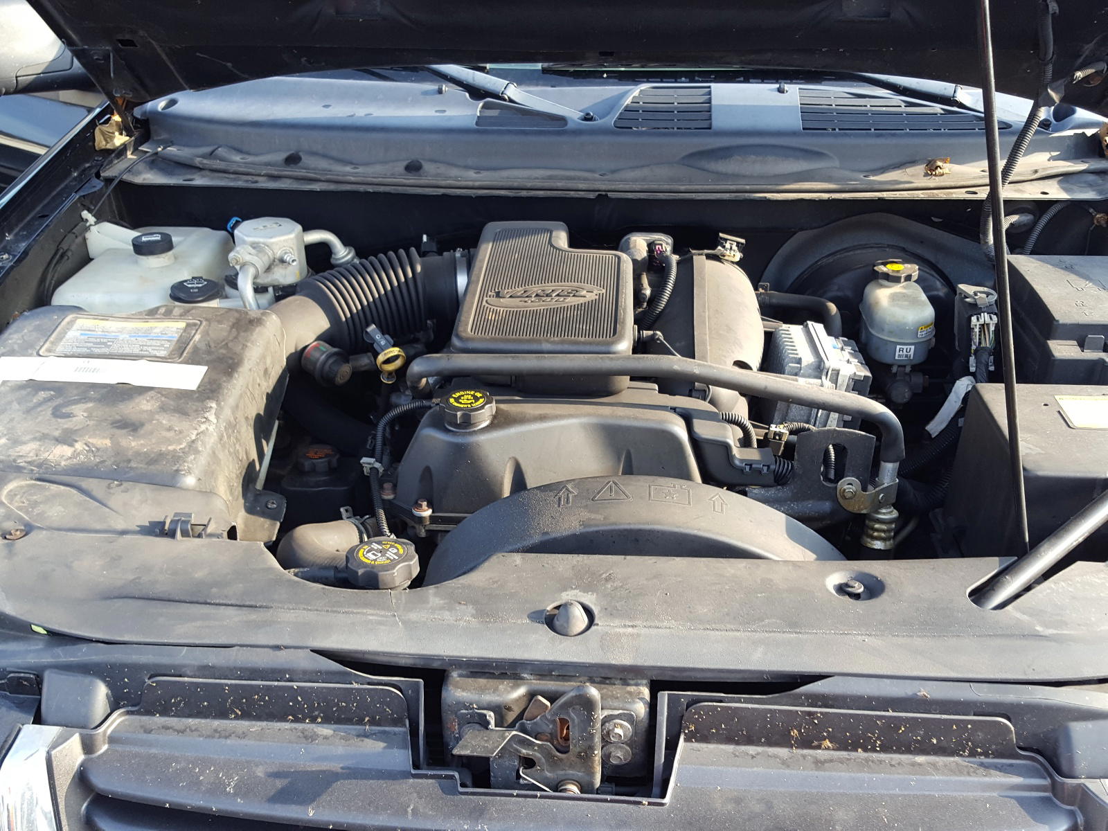 Photo 7 from auction – 2002 GMC ENVOY with VIN 1GKDT13S822441642