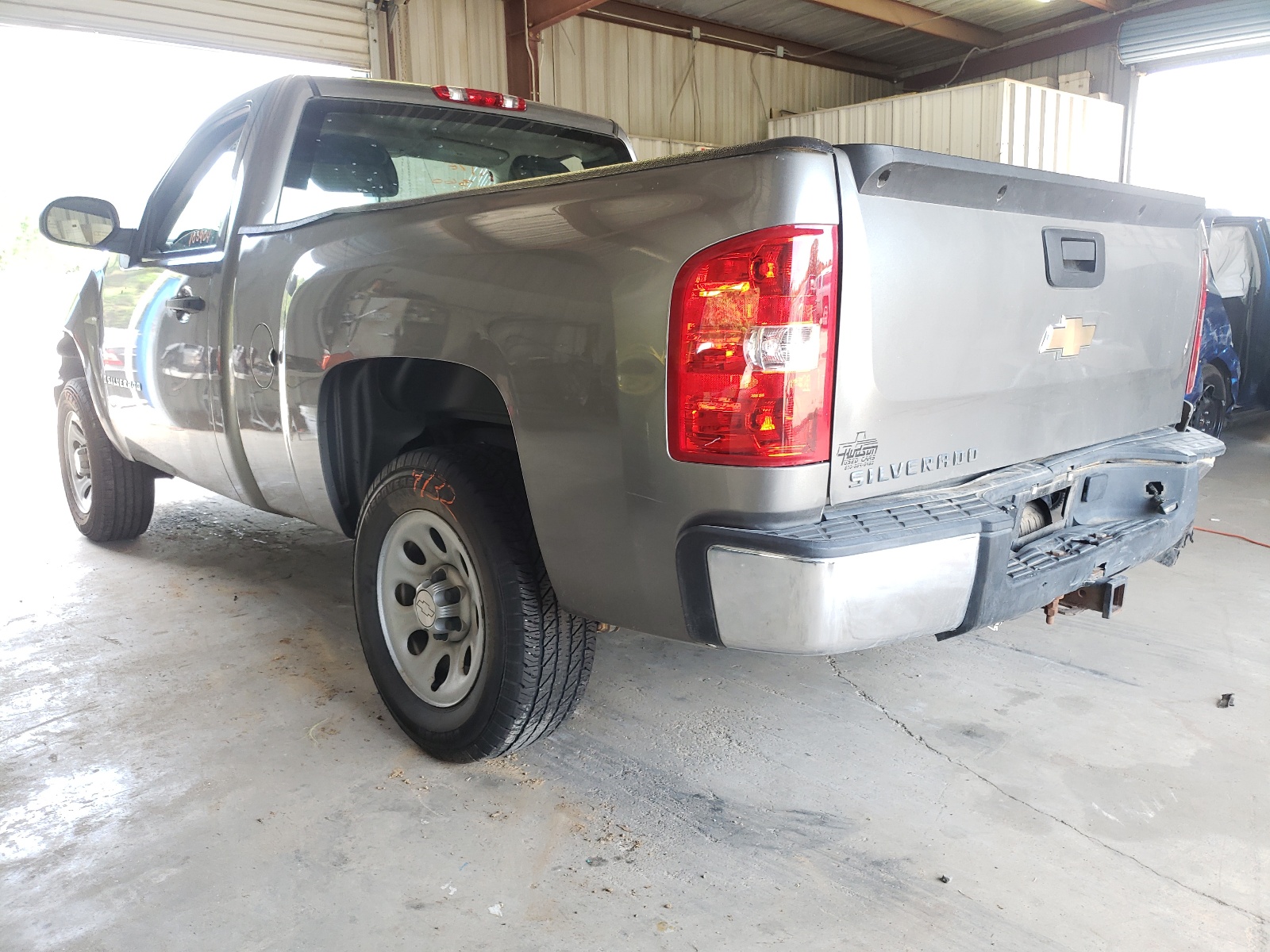 Photo 3 from auction – 2009 CHEVROLET SILVERADO with VIN 1GCEC14X19Z136382