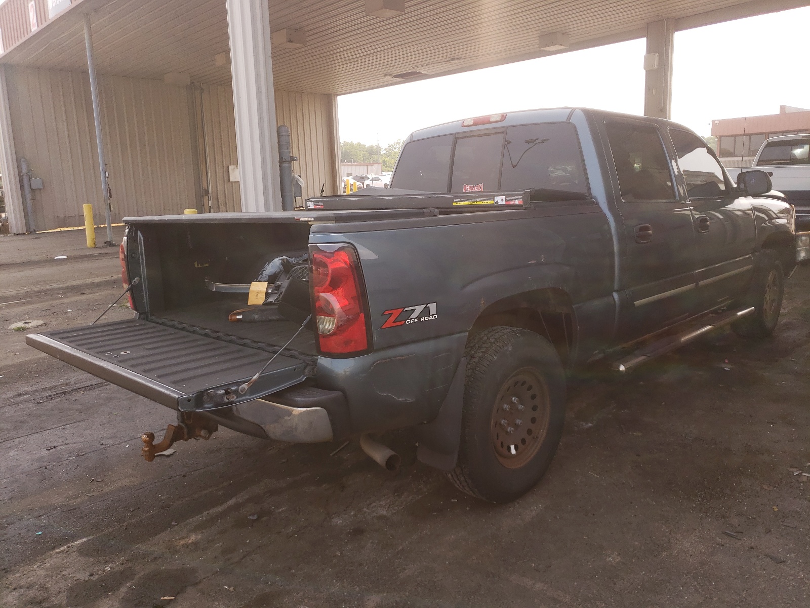 Photo 4 from auction – 2006 CHEVROLET SILVERADO with VIN 2GCEK13Z361318448