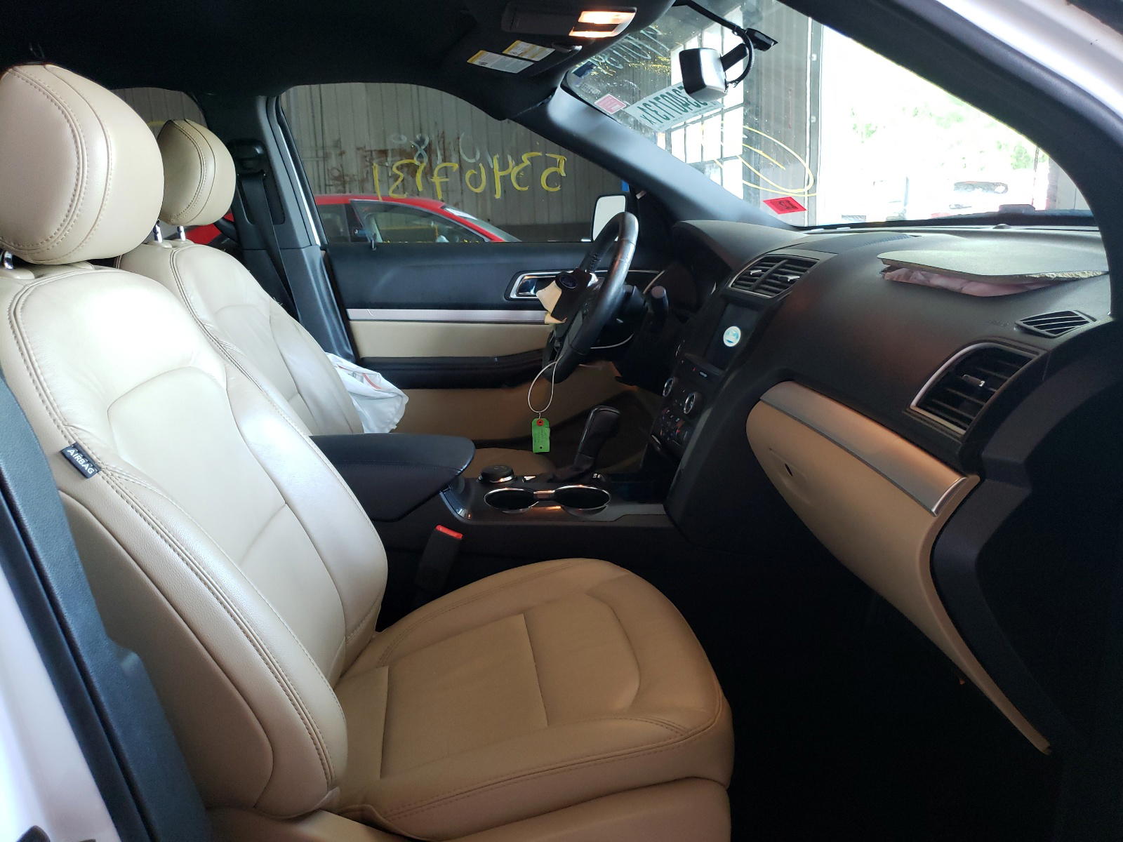 Photo 5 from auction – 2017 FORD EXPLORER X with VIN 1FM5K8D89HGC80157