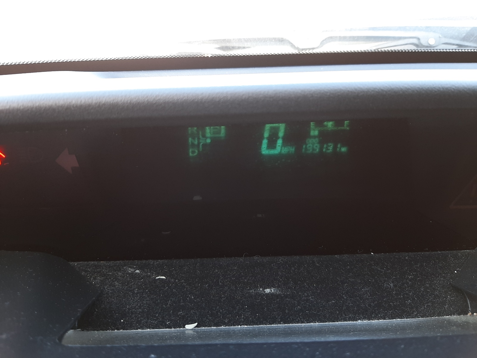 Photo 8 from auction – 2007 TOYOTA PRIUS with VIN JTDKB20U177653357